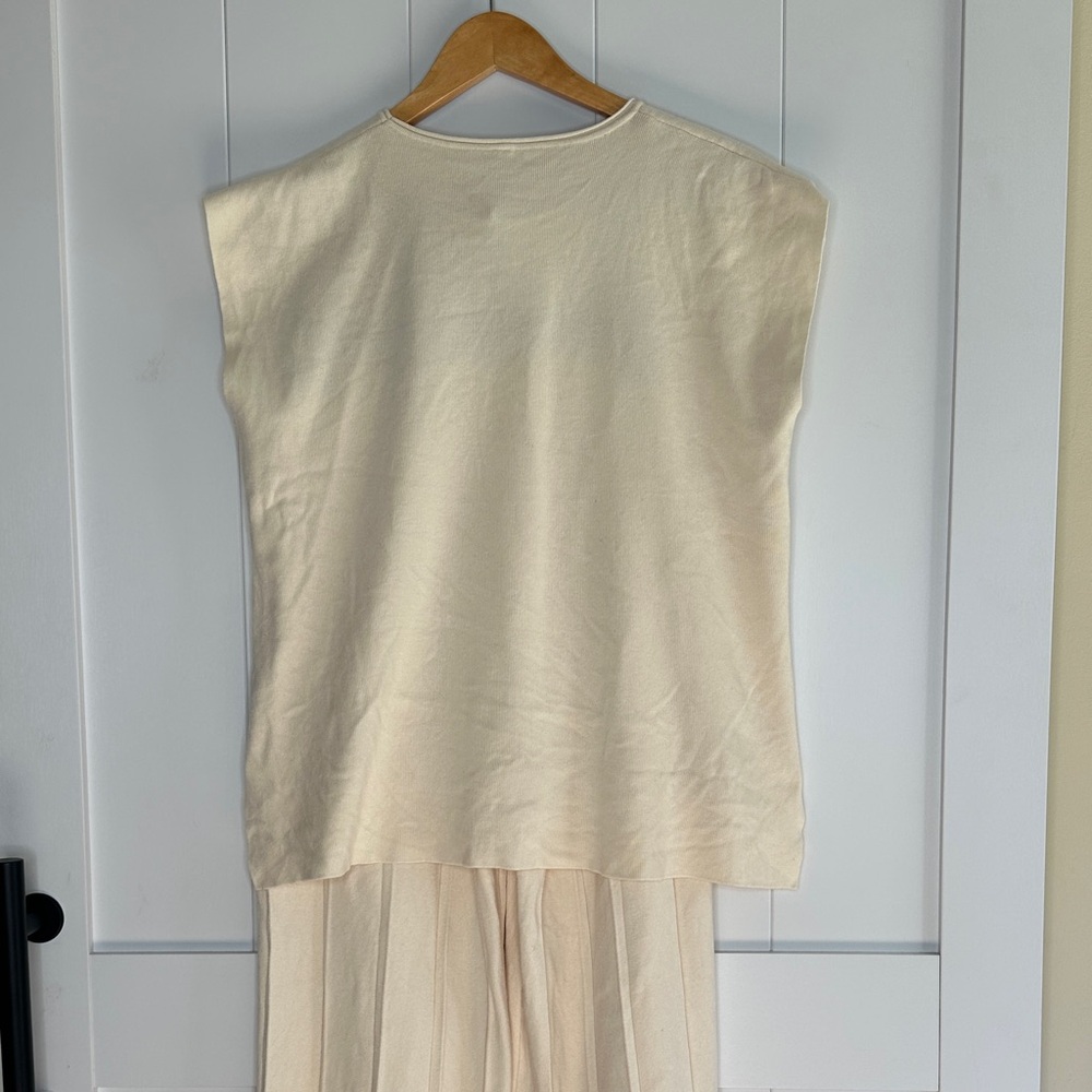 Cream Women's Top and Pants Set Size Small - Picture 9 of 9